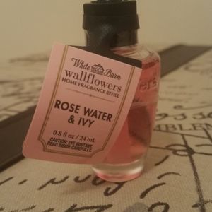Bath and body wallflower
